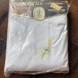NOS Vintage Wondercale Springmaid double fitted sheet white yellow daisies cotto